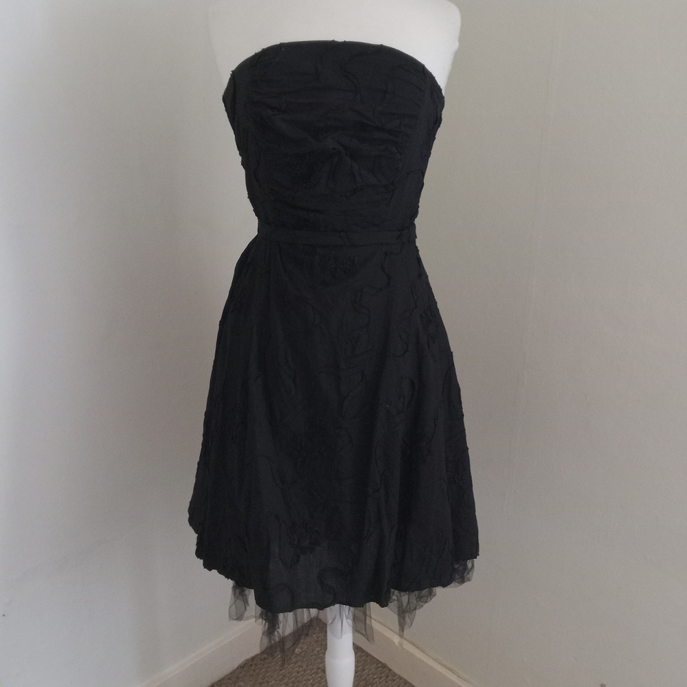 Breakin' Loose Size 7/8 100% Cotton Strapless Belted Full Skirt Dress